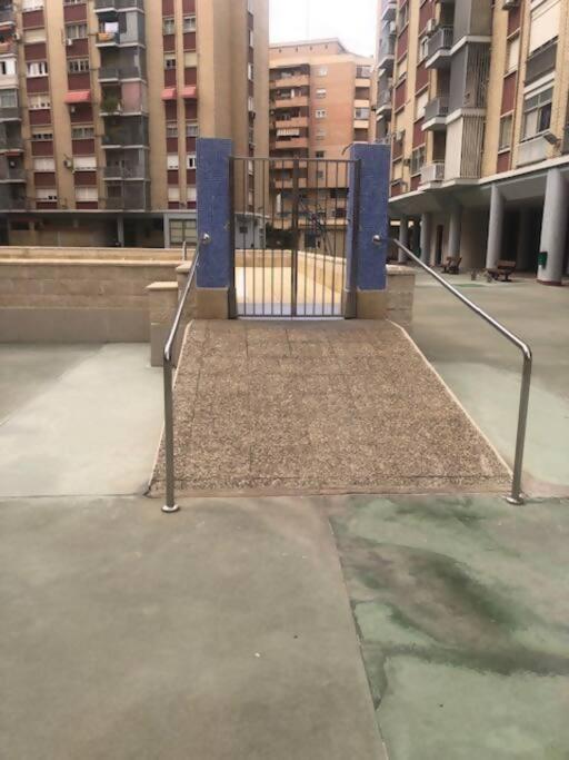 Nuevo Con Piscina A 2 Minutos Estacion Tren Ave Apartment Zaragoza Exterior photo